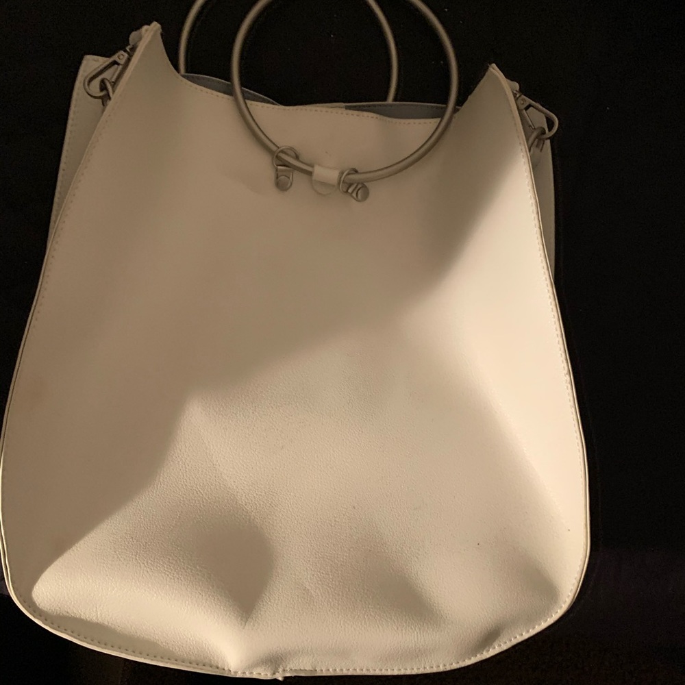 White leather 3 piece purse